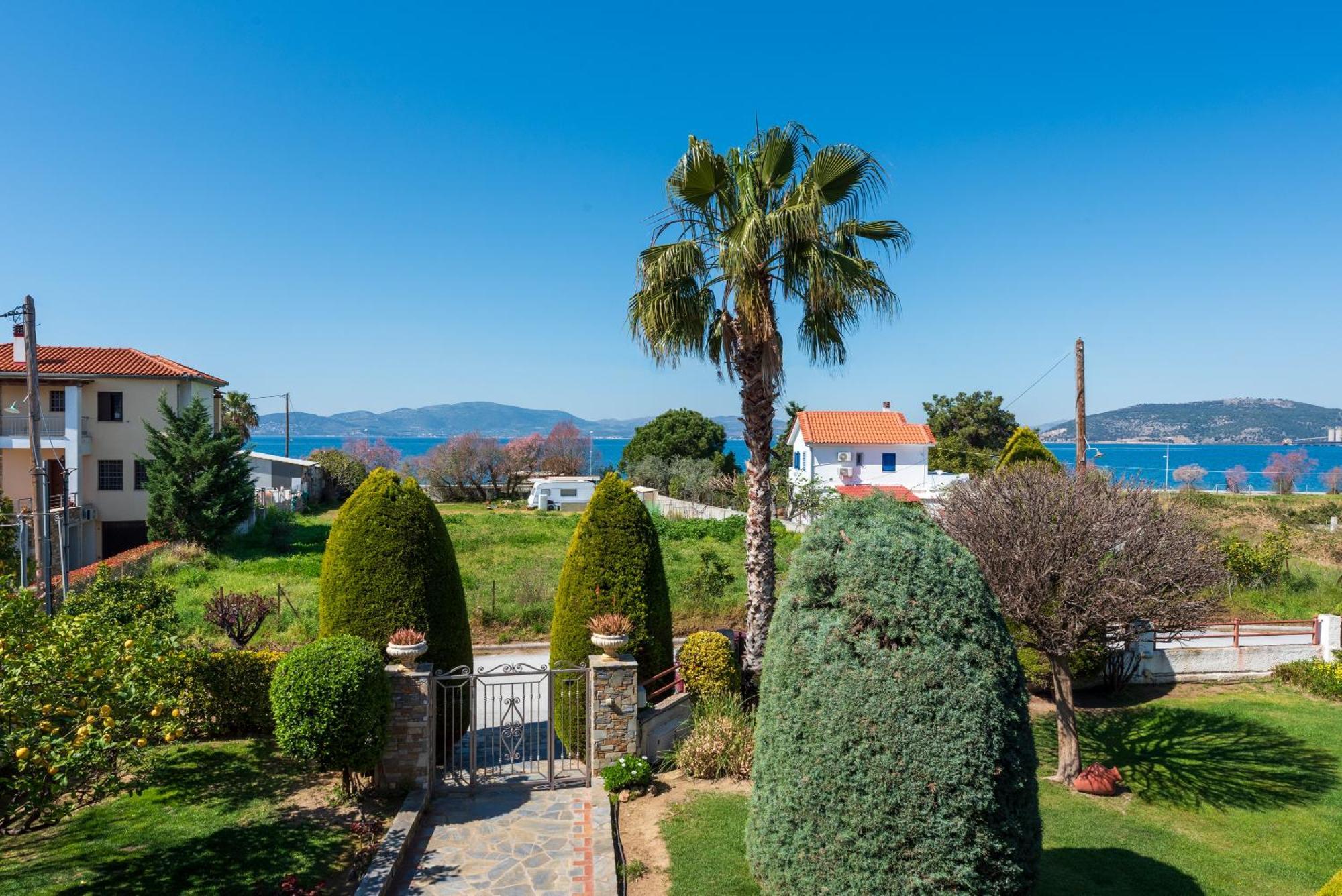 Ferienwohnung Christina'S Twin Palm Trees House Agria Exterior foto